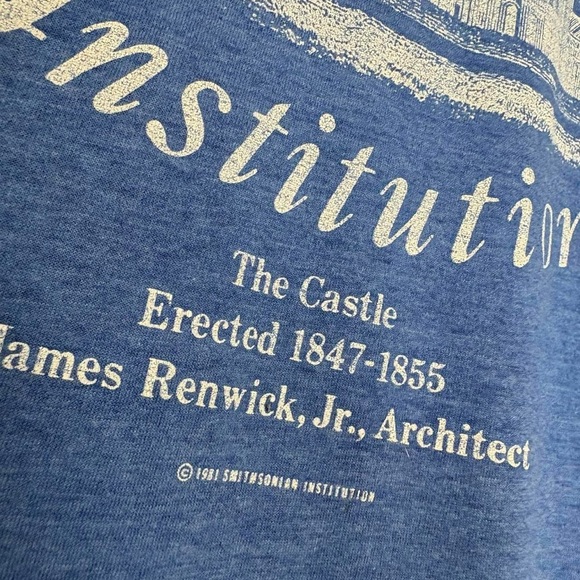 Vintage 80s Smithsonian Institution The Castle blue Washington D.C. museum tee - Picture 5 of 8